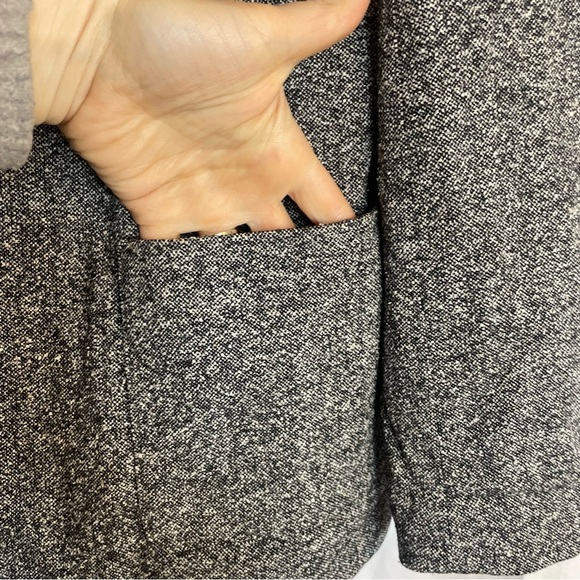 TALBOTS Women’s Italian Gray Silk Wool Tweed Blazer Jacket Size 4 - Picture 11 of 14